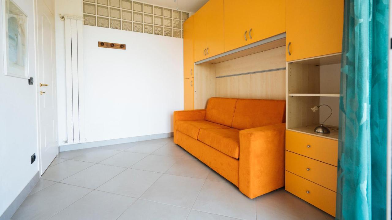 Italianway - Delle Ginestre 28 Apartment Marina dʼMarina dʼAndora Bagian luar foto