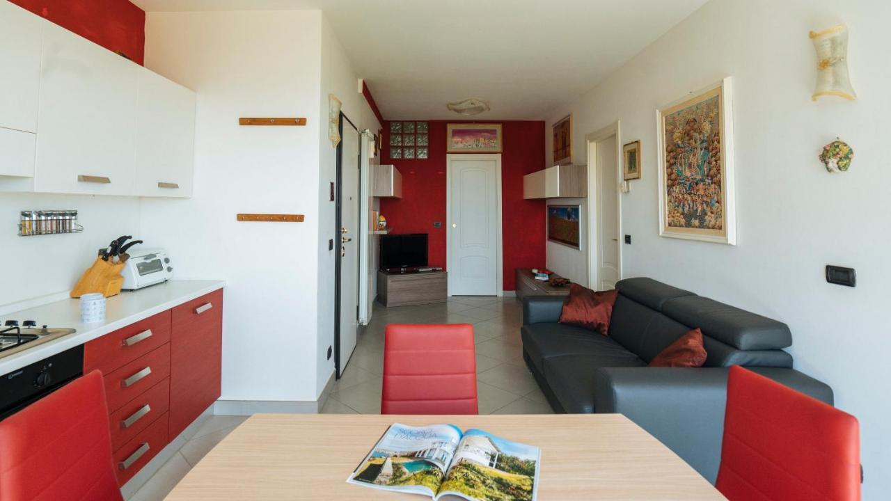 Italianway - Delle Ginestre 28 Apartment Marina dʼMarina dʼAndora Bagian luar foto